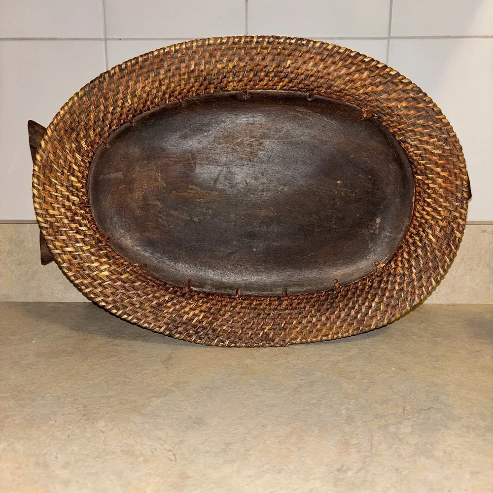 Vintage Indonesia Wood Wicker Oval Fish Shaped Decorative Fruit Basket 15